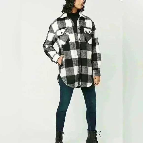 Plaid Fleece Shacket XS NWT - Picture 5 of 5